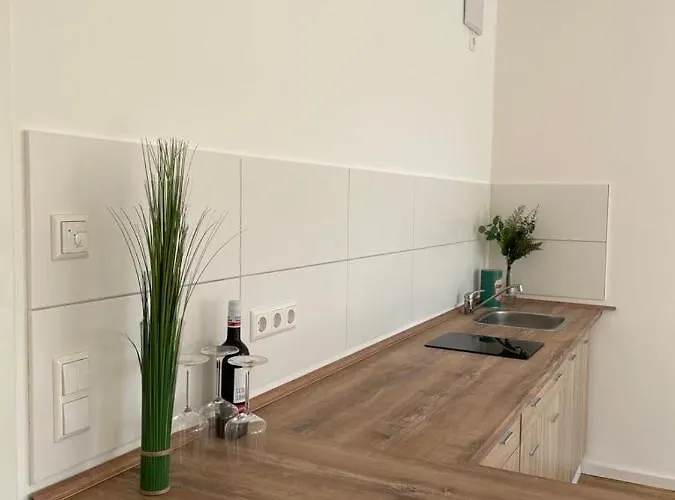 Gaestehaus * هوبيغارْتْنْ