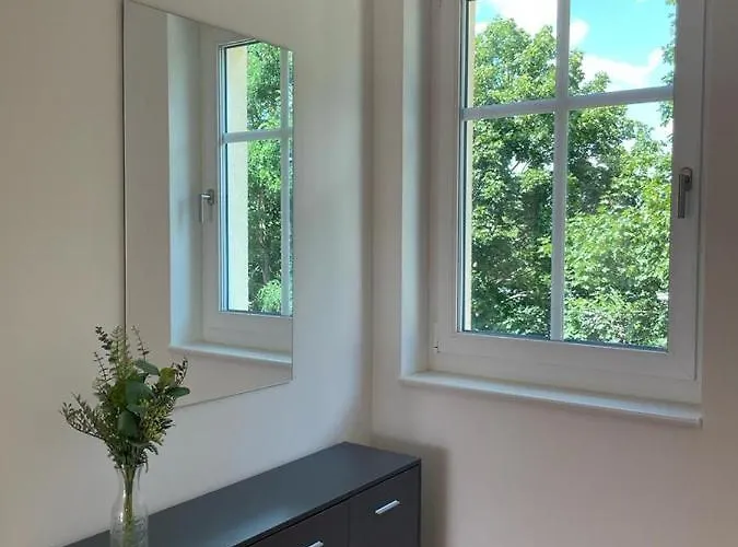 Gaestehaus * هوبيغارْتْنْ