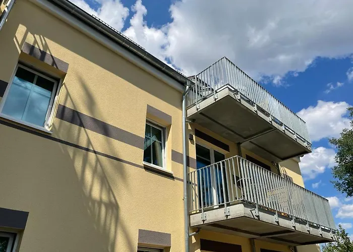 Gaestehaus * هوبيغارْتْنْ